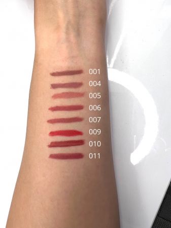 Topface vysúvacia ceruzka na pery s orezávačom, 0,29 g