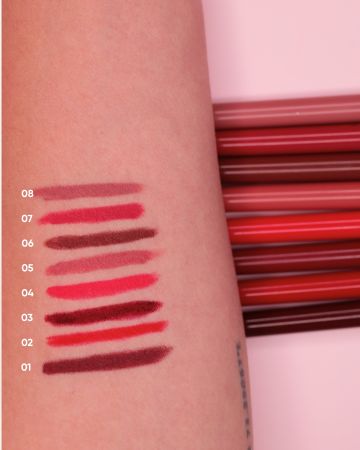 Deborah Milano vysúvacia ceruzka na pery 24ore Long Lasting, 0,4 g