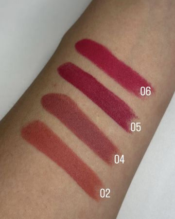 Deborah Milano rúž Milano Red Long Lasting 8ore, 4,4 g