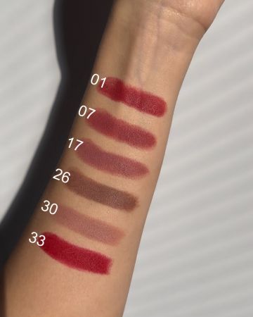 Deborah Milano matný rúž Milano Red 8ore, 4,4 g