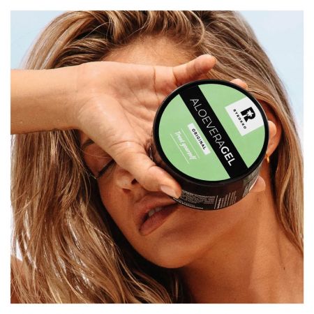 ByRokko chladivý gél po opaľovaní Aloe Vera Treat Yourself, 215ml