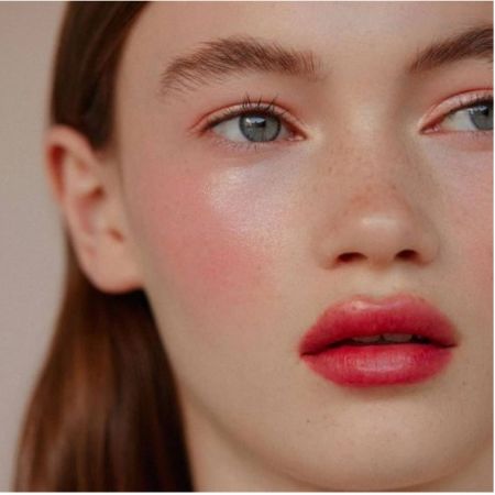 Deborah Milano tekutá lícenka a lesk na pery Super Tint, Cherry, 7,5ml