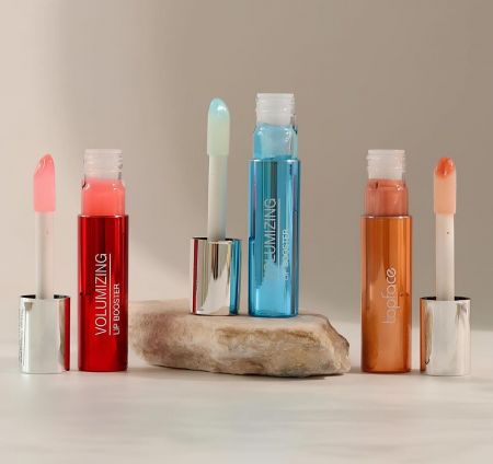 Topface zväčšujúci lesk na pery Volumizing Lip Booster, Bright Smile, 4ml