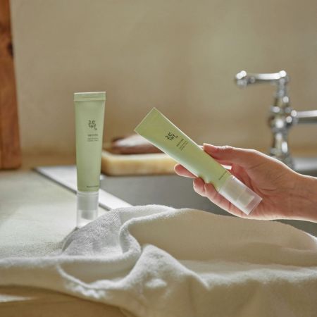 Beauty of Joseon rozjasňujúce sérum s vitamínom C a centellou na upokojenie pleti, Light On Serum, 30ml