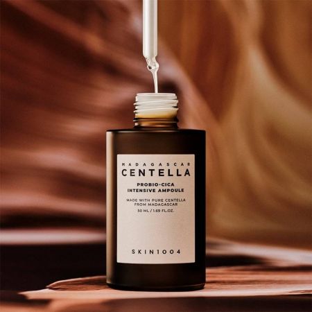 Skin1004 upokojujúce sérum pre obnovu kožnej bariéry, Madagascar Centella Probio-Cica Intensive Ampoule, 50ml