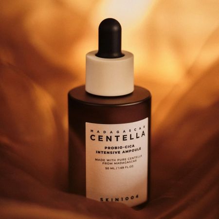 Skin1004 upokojujúce sérum pre obnovu kožnej bariéry, Madagascar Centella Probio-Cica Intensive Ampoule, 50ml