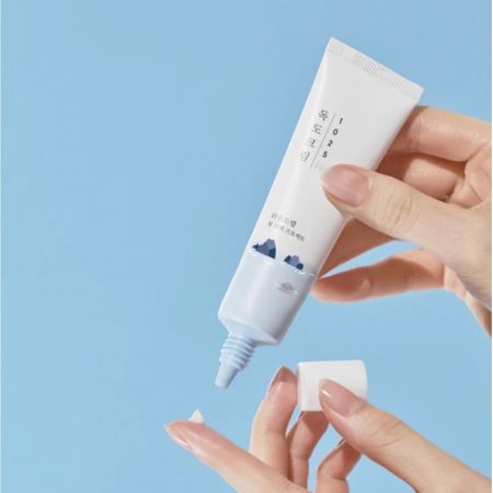 Round Lab hydratačný krém na očné okolie 1025 Dokdo Eye Cream, 30ml