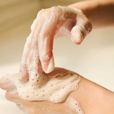 Skin1004 čistiaca pleťová pena s extraktom z Centella Asiatica, Madagascar Centella Ampoule Foam, 125ml