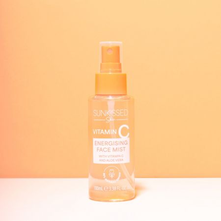 Sunkissed osviežujúca pleťová hmla s vitamínom C Energising, 100ml