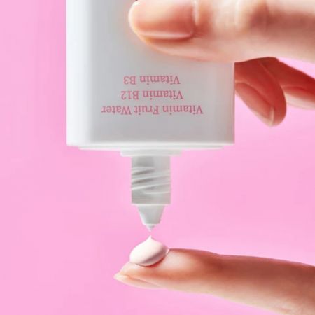 TOCOBO hydratačný pleťový krém s ochranným fakorom Vita Tone Up Sun Cream SPF50+ PA++++, 50m