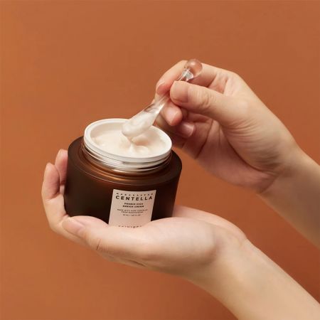 Skin1004 regeneračný pleťový krém s probiotikami Madagascar Centella Probio-Cica Enrich Cream, 50ml