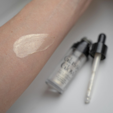 Pastel Cosmetics rozjasňujúce pleťové sérum, Glassy Glow Skin, 14,4ml