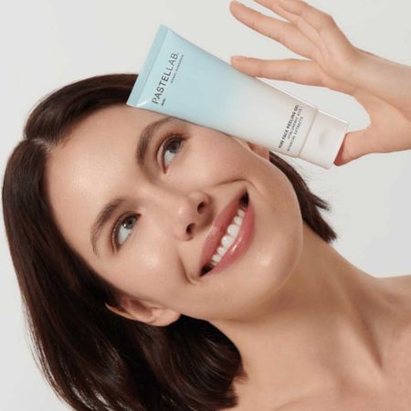 Pastel Cosmetics pleťový peelingový gél s kyselinou hyaluronovou, Pastel Lab Pure Face Peeling Gel, 100ml