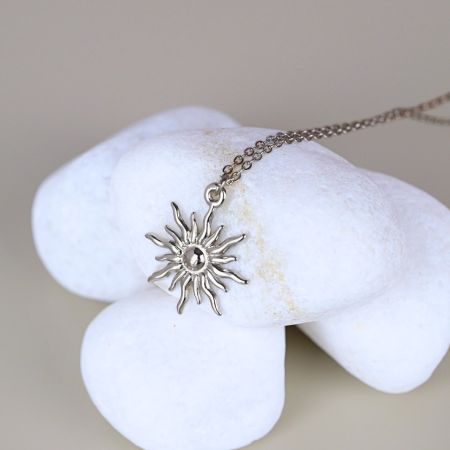 Náhrdelník so slniečkom Stainless Steel - strieborný