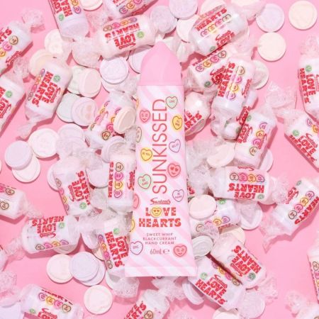 Sunkissed krém na ruky Love Hearts Sweet Whip Hand Cream, Blackcurrant, 60ml