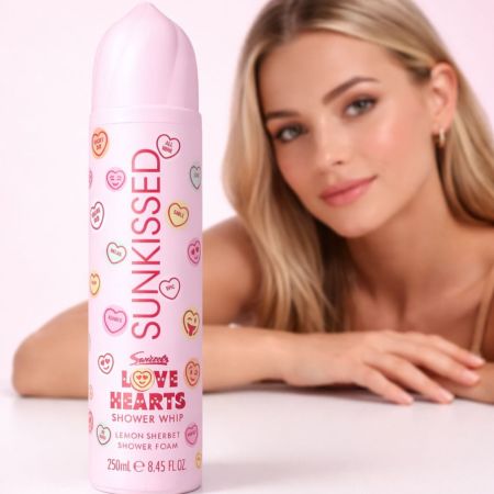 Sunkissed šľahačková sprchová pena Love Hearts Shower Whip, Lemon Sherbet, 250ml