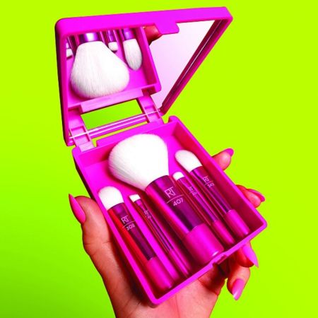 Real Techniques cestovný set štetcov + púzdro so zrkladom Vivid Escape, 6 ks