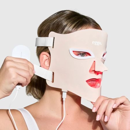 Eggo profesionálna LED maska pre obnovu pleti Ilumi Pro LED