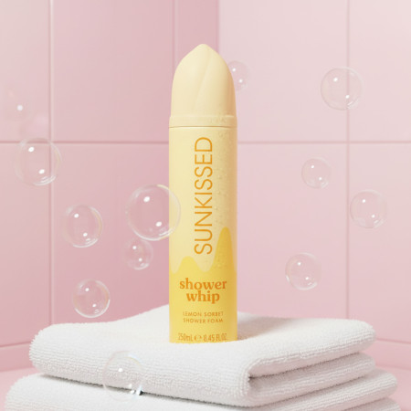 Sunkissed šľahačková sprchová pena Shower Whip Lemon Sorbet, 250ml