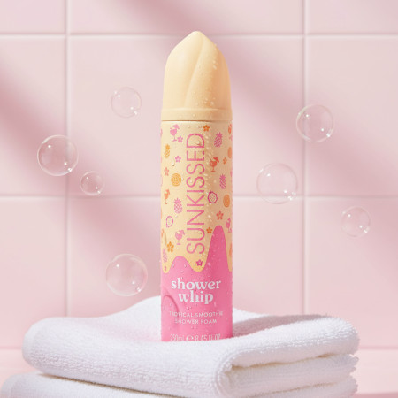 Sunkissed šľahačková sprchová pena Shower Whip Tropical Smoothie, 250ml